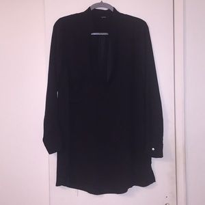 Long sleeve black tunic blouse